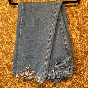 !!STRAIGHT LEG PANTS!! (Cute Embroidery)